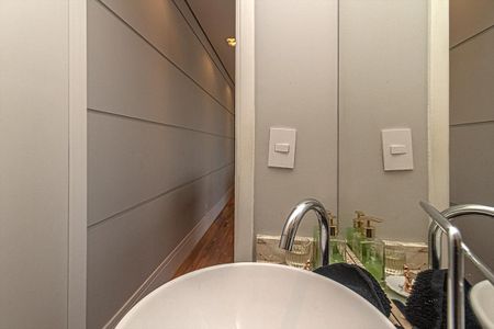 Apartamento à venda com 121m², 3 quartos e 4 vagaslavabo_3