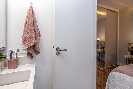 Apartamento à venda com 121m², 3 quartos e 4 vagasbanheiro na suíte 3_4