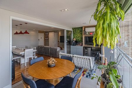 Apartamento à venda com 121m², 3 quartos e 4 vagassacada_4