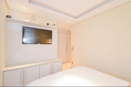 Apartamento à venda com 100m², 3 quartos e 2 vagas Apartamento à venda com 100m², 3 quartos e 2 vagasQuarto 3 - Suíte