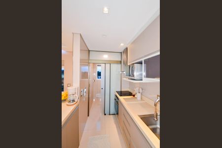 Apartamento à venda com 100m², 3 quartos e 2 vagas Apartamento à venda com 100m², 3 quartos e 2 vagasCozinha