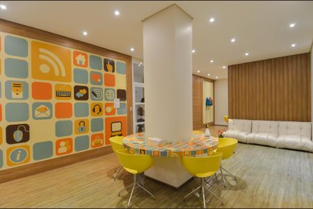 Apartamento à venda com 100m², 3 quartos e 2 vagas Apartamento à venda com 100m², 3 quartos e 2 vagasEspaço de Estudo