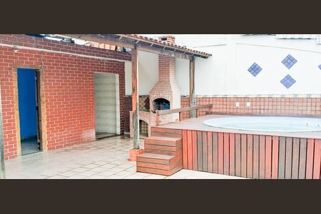 Casa de condomínio à venda com 348m², 5 quartos e 3 vagasArea gourmet