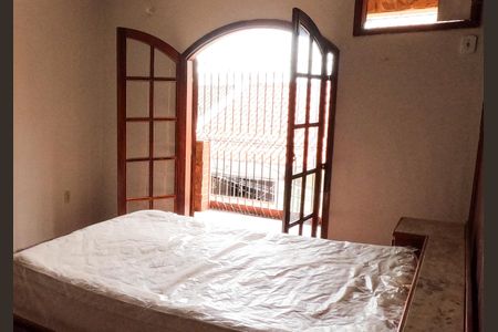 Casa de condomínio à venda com 348m², 5 quartos e 3 vagasQuarto de casal