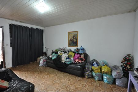 Sala de casa à venda com 6 quartos, 234m² em Vila Gustavo, São Paulo