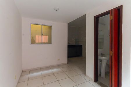Casa de condomínio para alugar com 90m², 2 quartos e 1 vaga Casa de condomínio para alugar com 90m², 2 quartos e 1 vagaSala