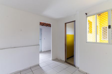 Casa de condomínio para alugar com 90m², 2 quartos e 1 vaga Casa de condomínio para alugar com 90m², 2 quartos e 1 vagaQuarto de Serviço