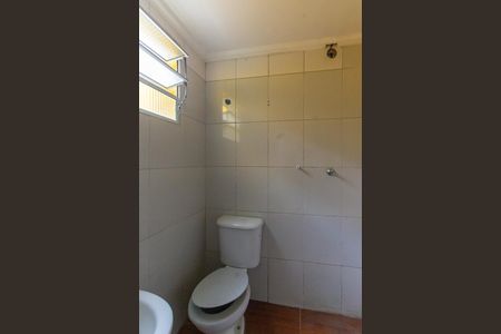 Casa de condomínio para alugar com 90m², 2 quartos e 2 vagasBanheiro da Suíte