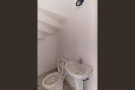 Casa de condomínio para alugar com 90m², 2 quartos e 2 vagasLavabo