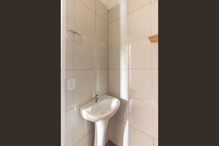 Casa de condomínio para alugar com 90m², 2 quartos e 2 vagasBanheiro Social