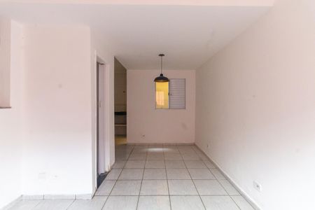 Casa de condomínio para alugar com 90m², 2 quartos e 2 vagasSala