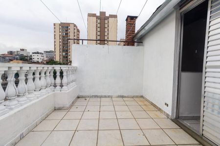 Casa de condomínio para alugar com 90m², 2 quartos e 1 vaga Casa de condomínio para alugar com 90m², 2 quartos e 1 vagaVaranda