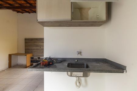 Casa de condomínio para alugar com 90m², 3 quartos e 1 vaga Casa de condomínio para alugar com 90m², 3 quartos e 1 vagaSacada