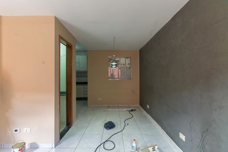 Sala de casa de condomínio para alugar com 3 quartos, 90m² em Vila Aricanduva, São Paulo