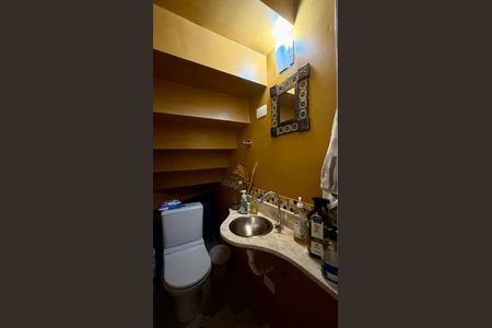 Casa à venda com 85m², 2 quartos e 1 vaga