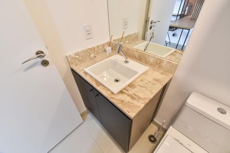 Studio para alugar com 26m², 1 quarto e sem vaga Studio para alugar com 26m², 1 quarto e sem vagaBanheiro