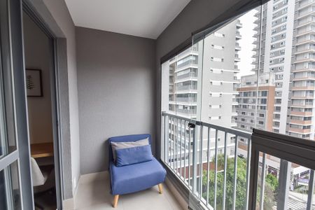 Studio para alugar com 26m², 1 quarto e sem vaga Studio para alugar com 26m², 1 quarto e sem vagaVaranda