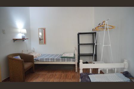 Quarto 1 de apartamento para alugar com 2 quartos, 76m² em Cidade Baixa, Porto Alegre