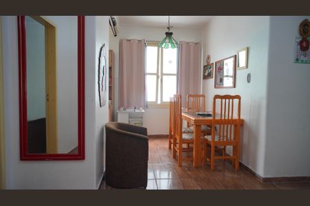 Apartamento para alugar com 76m², 2 quartos e sem vaga Apartamento para alugar com 76m², 2 quartos e sem vagaSala