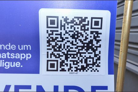 Casa à venda com 150m², 3 quartos e 2 vagas Casa à venda com 150m², 3 quartos e 2 vagasFachada