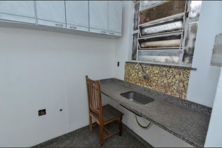 Casa à venda com 150m², 3 quartos e 2 vagas Casa à venda com 150m², 3 quartos e 2 vagasCozinha