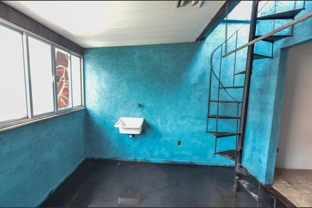 Casa à venda com 150m², 3 quartos e 2 vagas Casa à venda com 150m², 3 quartos e 2 vagasÁrea de Serviço