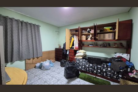 Casa à venda com 280m², 2 quartos e 6 vagasQuarto 2