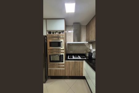 Apartamento à venda com 59m², 2 quartos e 1 vaga Apartamento à venda com 59m², 2 quartos e 1 vagaCozinha