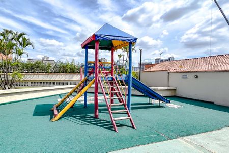 Apartamento à venda com 64m², 2 quartos e 1 vagaÁrea comum - Playground