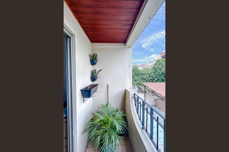 Apartamento à venda com 64m², 2 quartos e 1 vagaVaranda