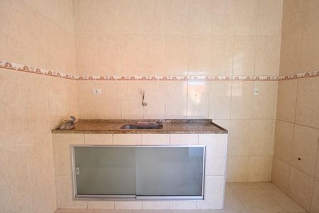 Casa para alugar com 80m², 3 quartos e 2 vagasCozinha