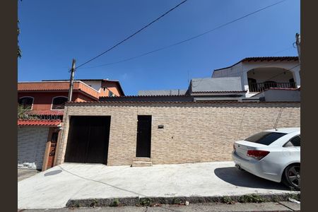 Casa para alugar com 80m², 3 quartos e 2 vagasFachada