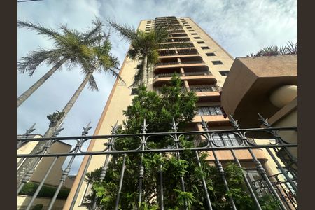 Apartamento para alugar com 95m², 3 quartos e 2 vagasFachada