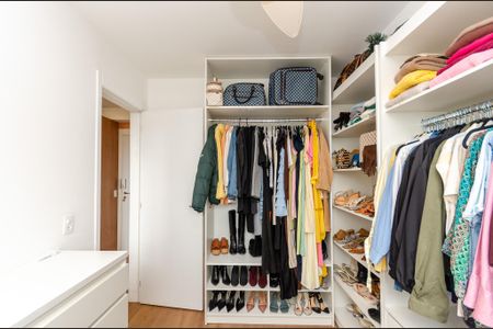 Apartamento para alugar com 34m², 2 quartos e sem vagaCloset