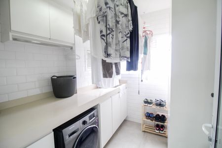 Apartamento à venda com 133m², 2 quartos e 2 vagasÁrea de Serviço