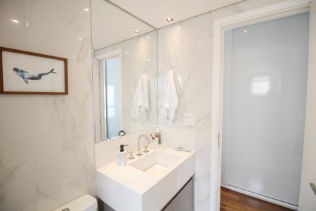 Apartamento à venda com 133m², 2 quartos e 2 vagasBanheiro 2 - Suite 1 