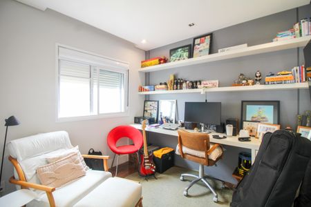 Apartamento à venda com 133m², 2 quartos e 2 vagasSuite 2