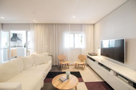 Apartamento à venda com 133m², 2 quartos e 2 vagasSala