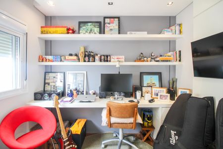 Apartamento à venda com 133m², 2 quartos e 2 vagasSuite 2