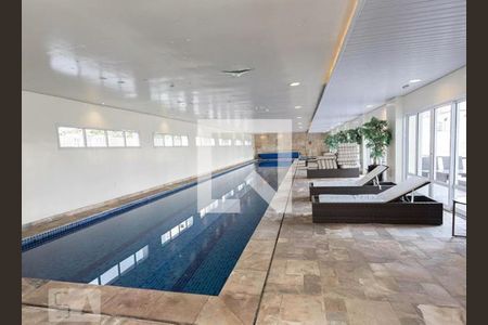 Apartamento à venda com 133m², 2 quartos e 2 vagasÁrea comum - Piscina