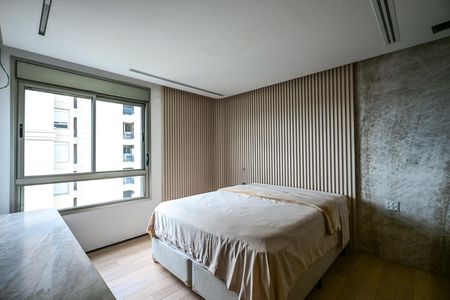 Apartamento à venda com 233m², 3 quartos e 4 vagasSuíte 2