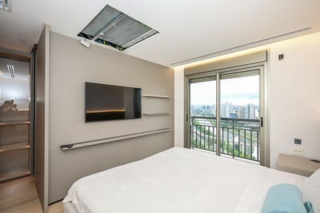 Apartamento à venda com 233m², 3 quartos e 4 vagasSuíte 1