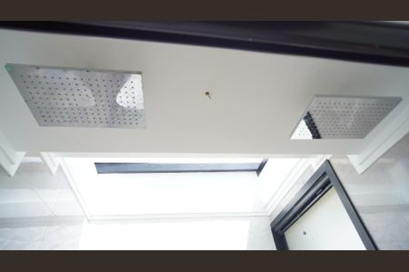 Casa à venda com 380m², 3 quartos e 2 vagas Casa à venda com 380m², 3 quartos e 2 vagasDois chuveiros/ suite 1