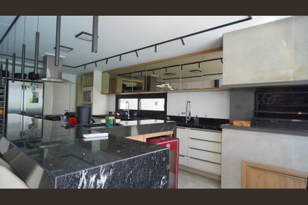 Casa à venda com 380m², 3 quartos e 2 vagas Casa à venda com 380m², 3 quartos e 2 vagasCozinha