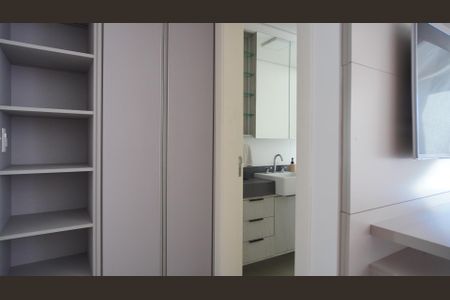 Casa à venda com 380m², 3 quartos e 2 vagas Casa à venda com 380m², 3 quartos e 2 vagasSuite 2