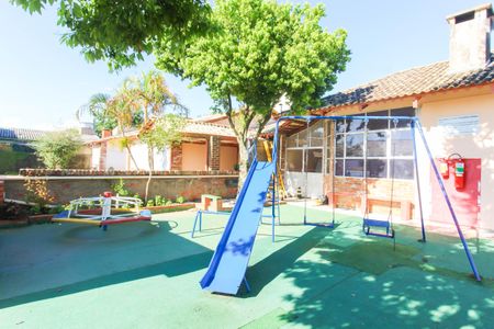 Casa de condomínio à venda com 80m², 2 quartos e 1 vaga Casa de condomínio à venda com 80m², 2 quartos e 1 vagaÁrea comum - Playground