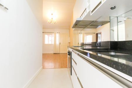 Casa de condomínio à venda com 80m², 2 quartos e 1 vaga Casa de condomínio à venda com 80m², 2 quartos e 1 vagaCozinha