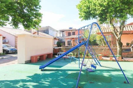 Casa de condomínio à venda com 80m², 2 quartos e 1 vaga Casa de condomínio à venda com 80m², 2 quartos e 1 vagaÁrea comum - Playground