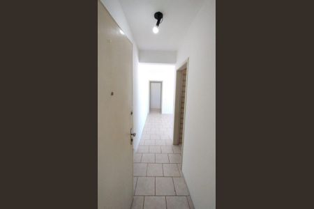 Corredor de apartamento para alugar com 1 quarto, 50m² em Partenon, Porto Alegre