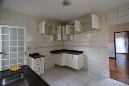 Casa para alugar com 75m², 1 quarto e 2 vagas Casa para alugar com 75m², 1 quarto e 2 vagasCozinha